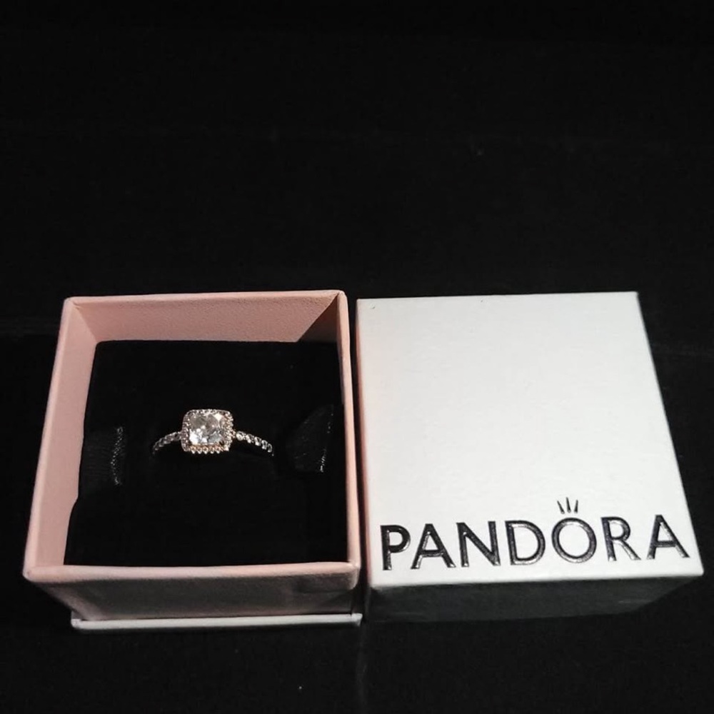 Pandora Silver Ring with Sparkling Clear Stone